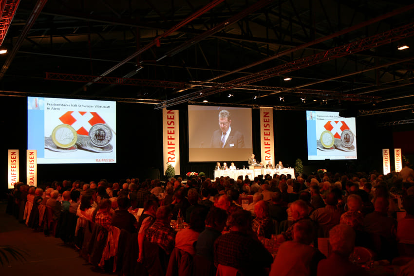 GENERALVERSAMMLUNG RAIFFEISENBANK EXPOHALLE THUN